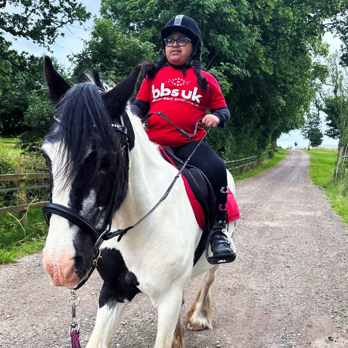 Anayah-on-horse_W1536